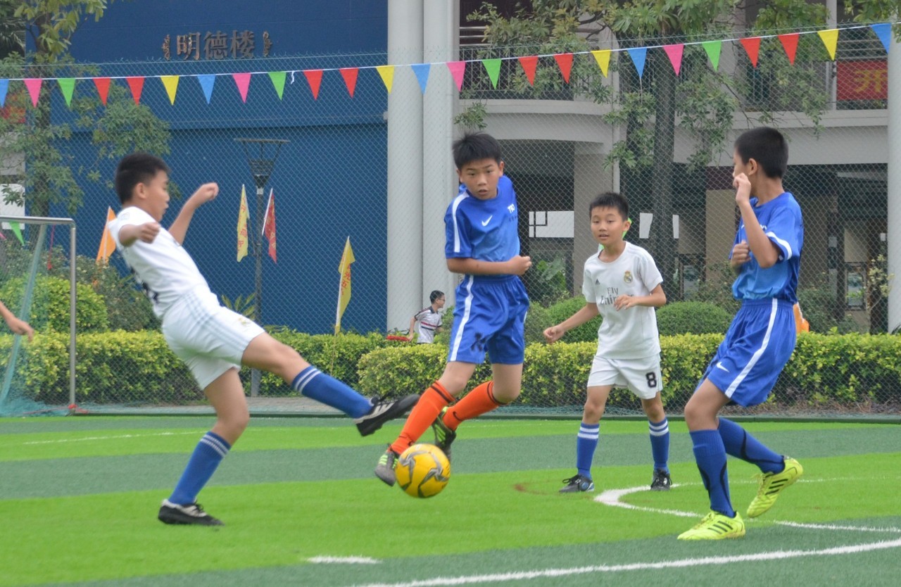 攻守均衡的 攻守均衡的