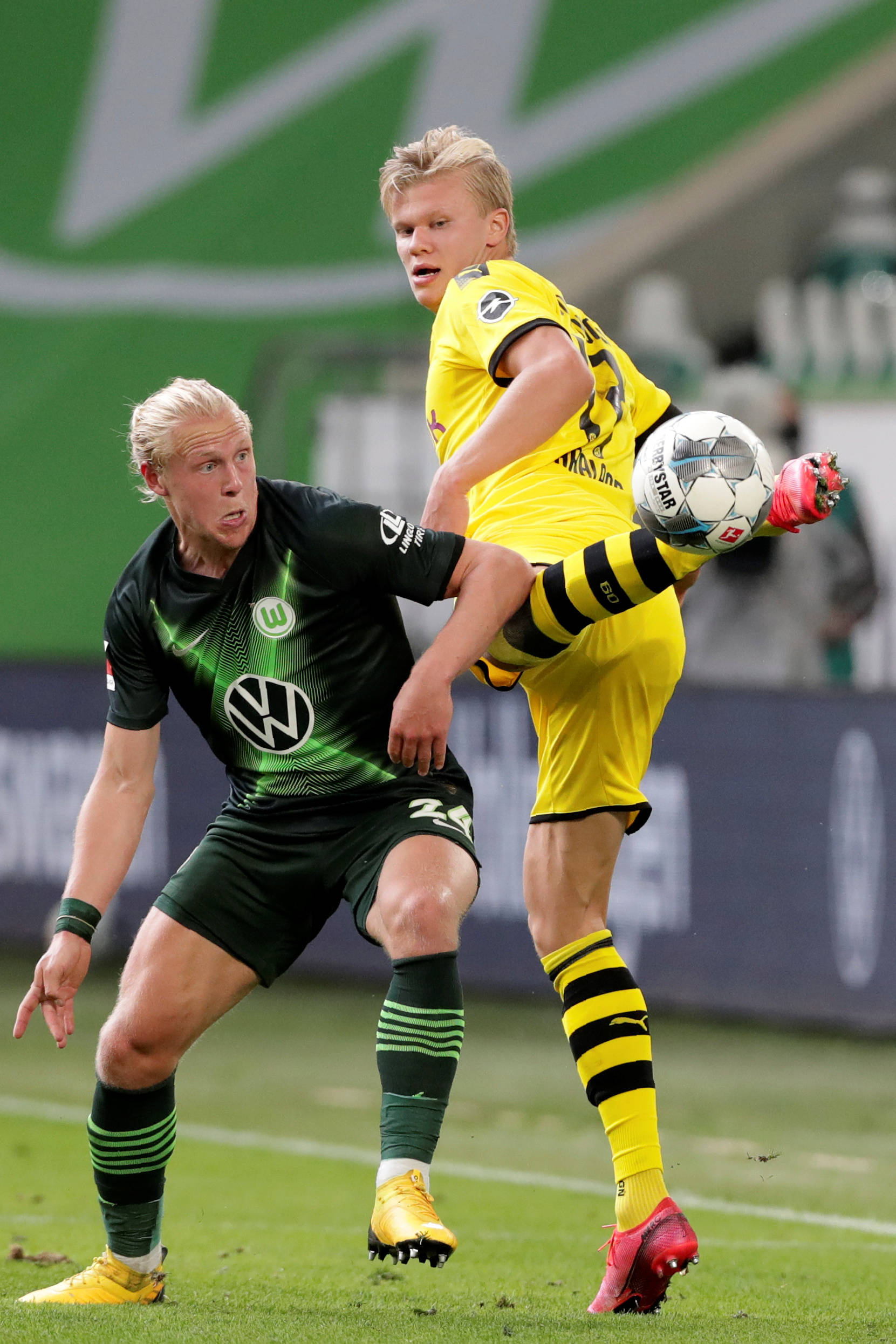 历史交锋与 历史交锋与